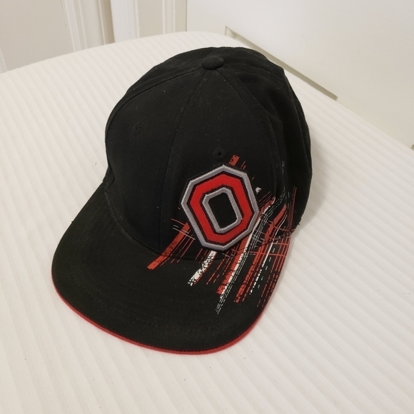NCAA Appaeral Ohio State Buckeyes Fitted Cap M/L - Picture 1 of 7